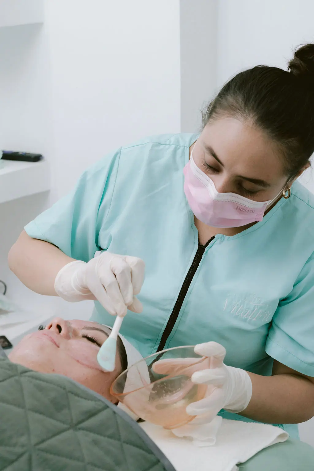 Preparación de los activos del protocolo facial.